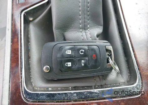 2010 Buick Lacrosse Cxs z USA, uszkodzony, nr VIN 1G4GE5EV5AF174691